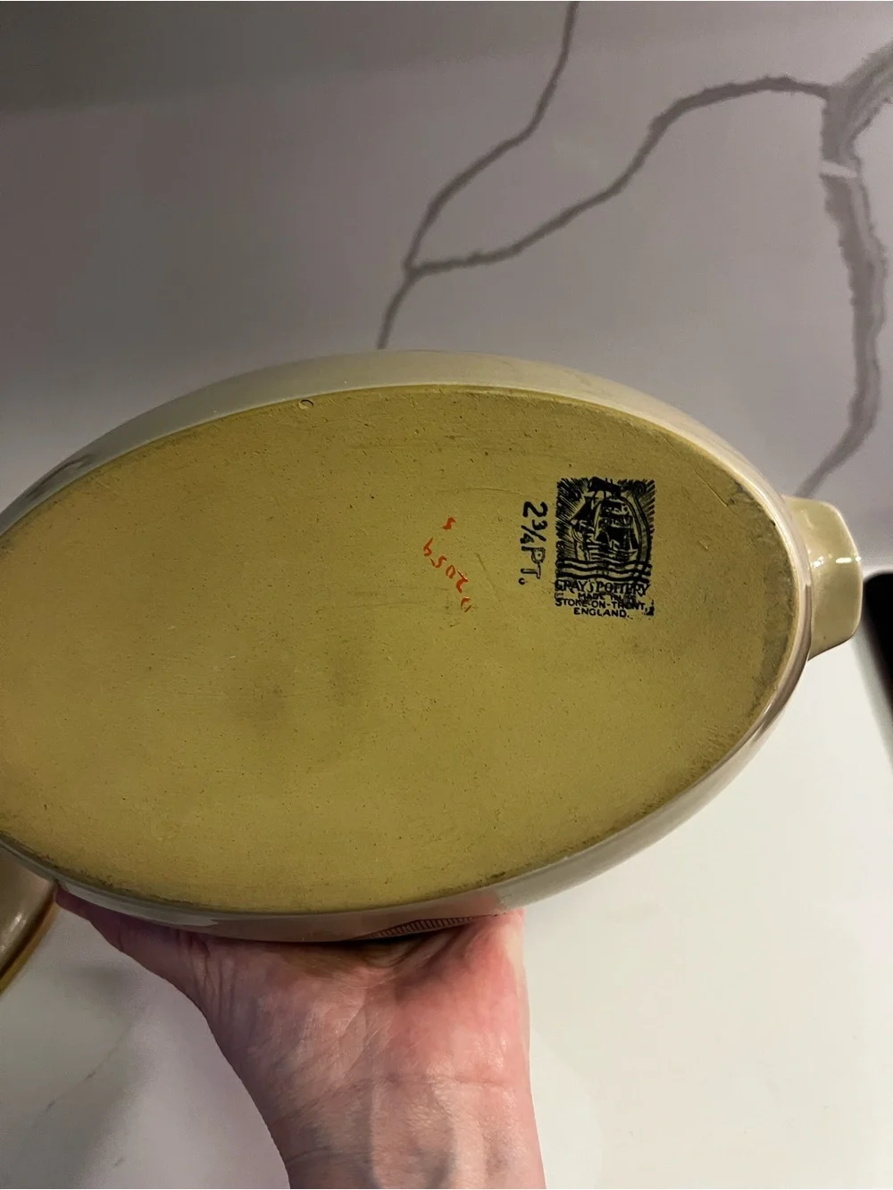 Cream Ceramic Covered Casserole Dish with Gold Trim
